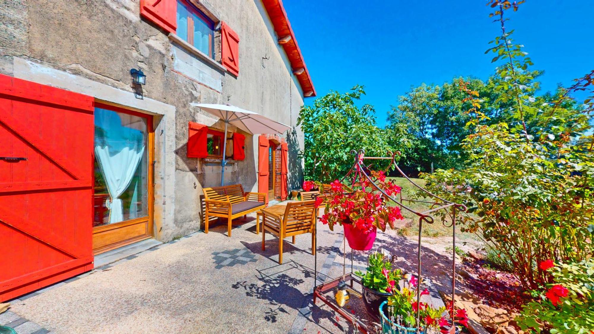 Calme et chaleureux gîte de campagne. Voiteur Extérieur photo