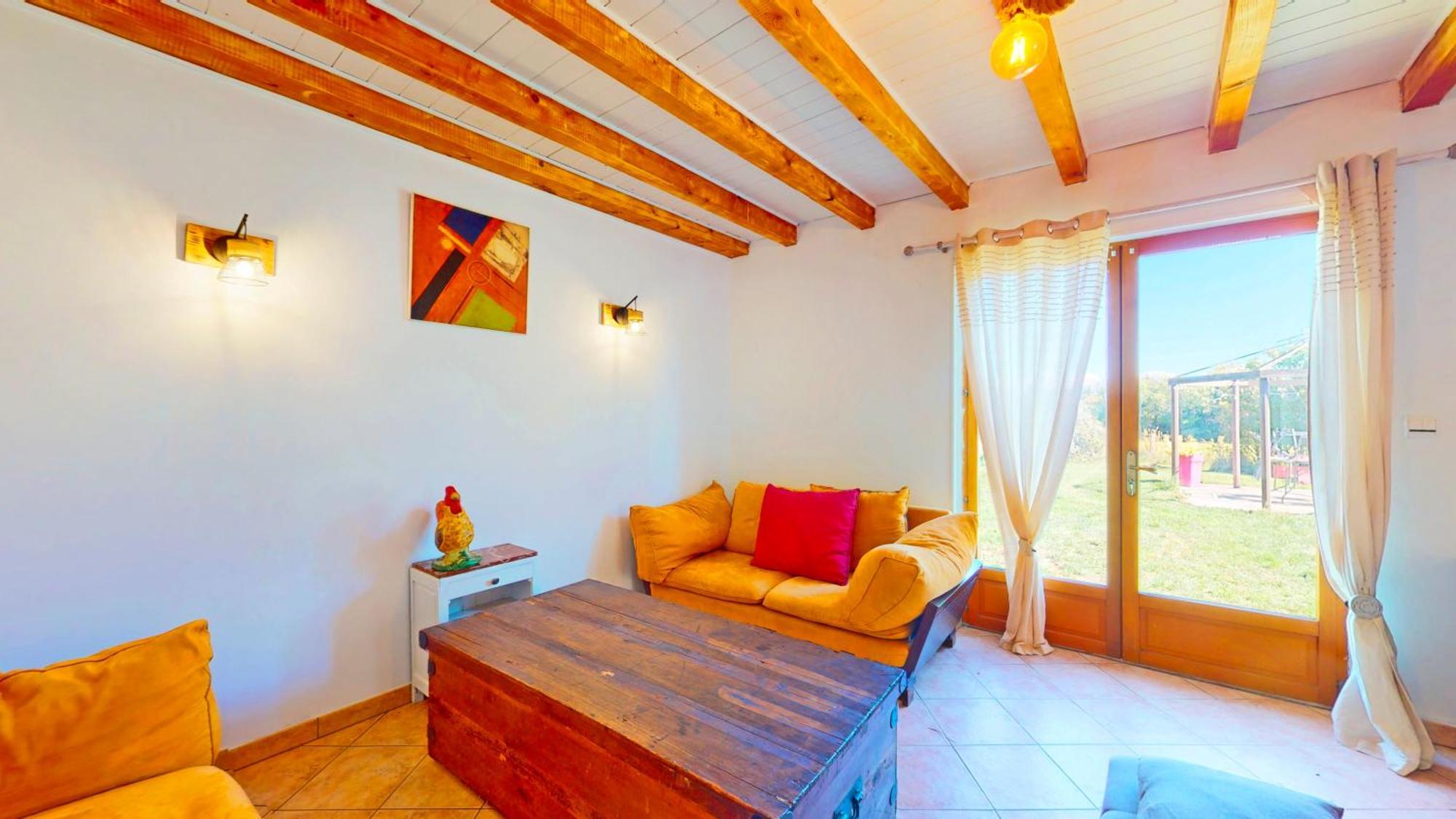 Calme et chaleureux gîte de campagne. Voiteur Extérieur photo