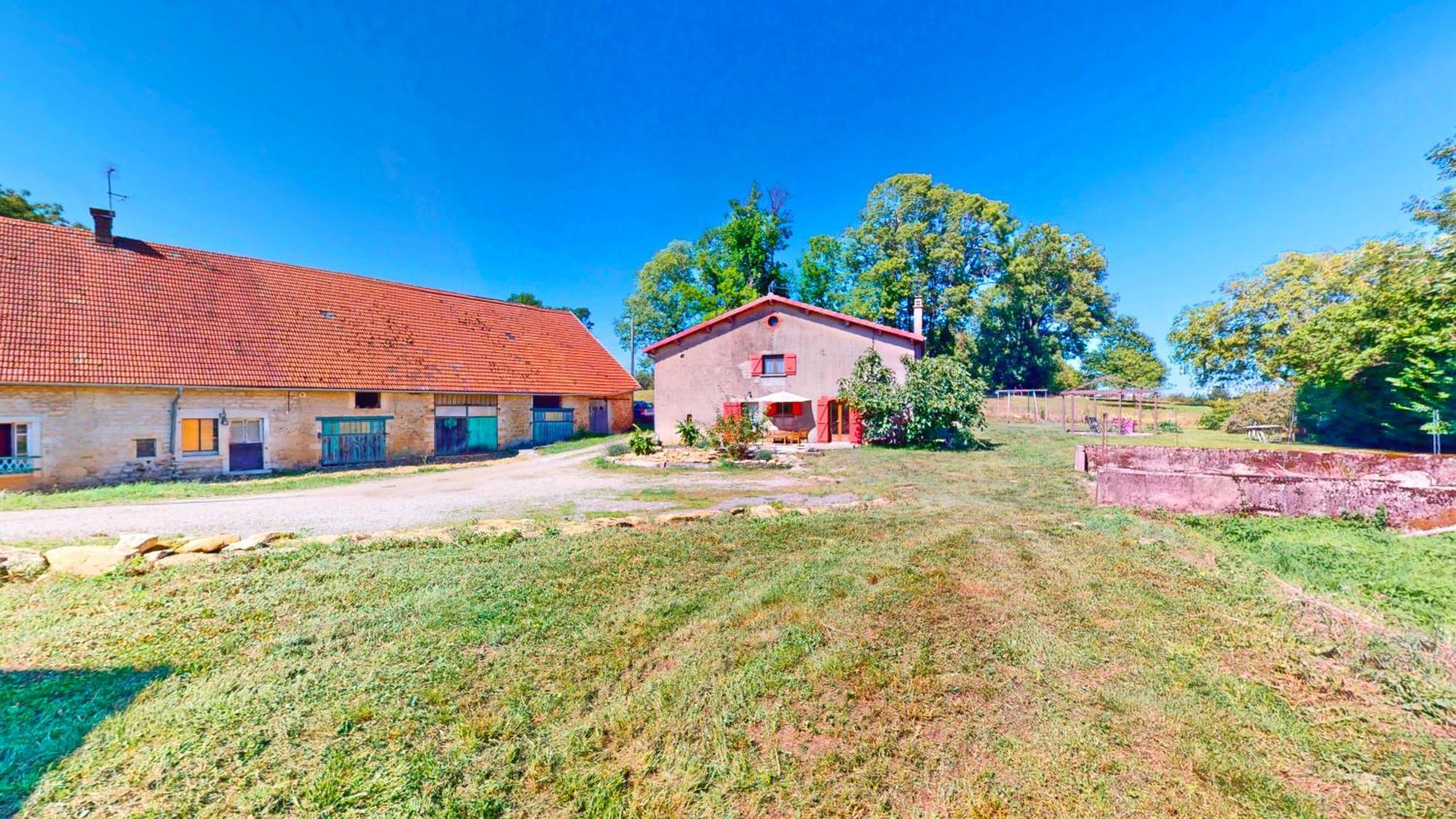 Calme et chaleureux gîte de campagne. Voiteur Extérieur photo